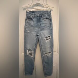 AE Mom Strait Jeans size 000